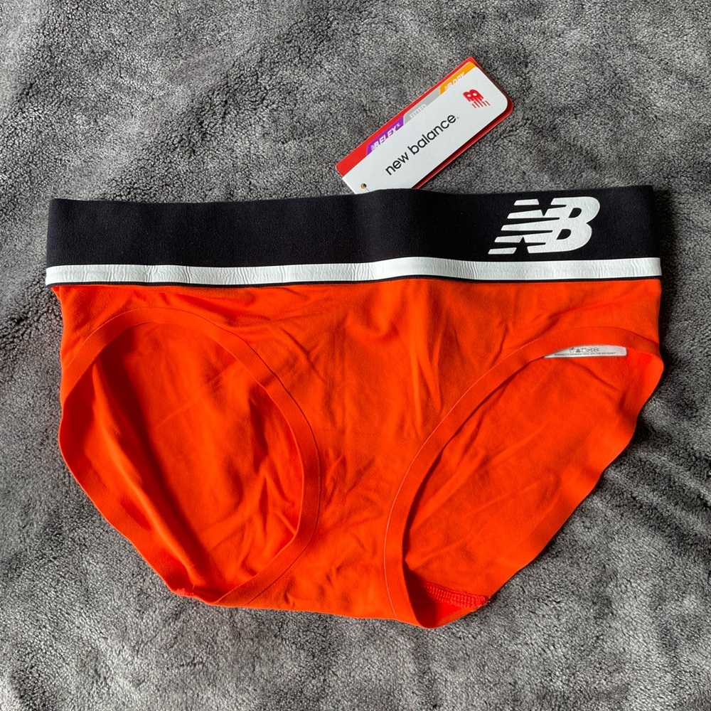New balance running/racing track buns